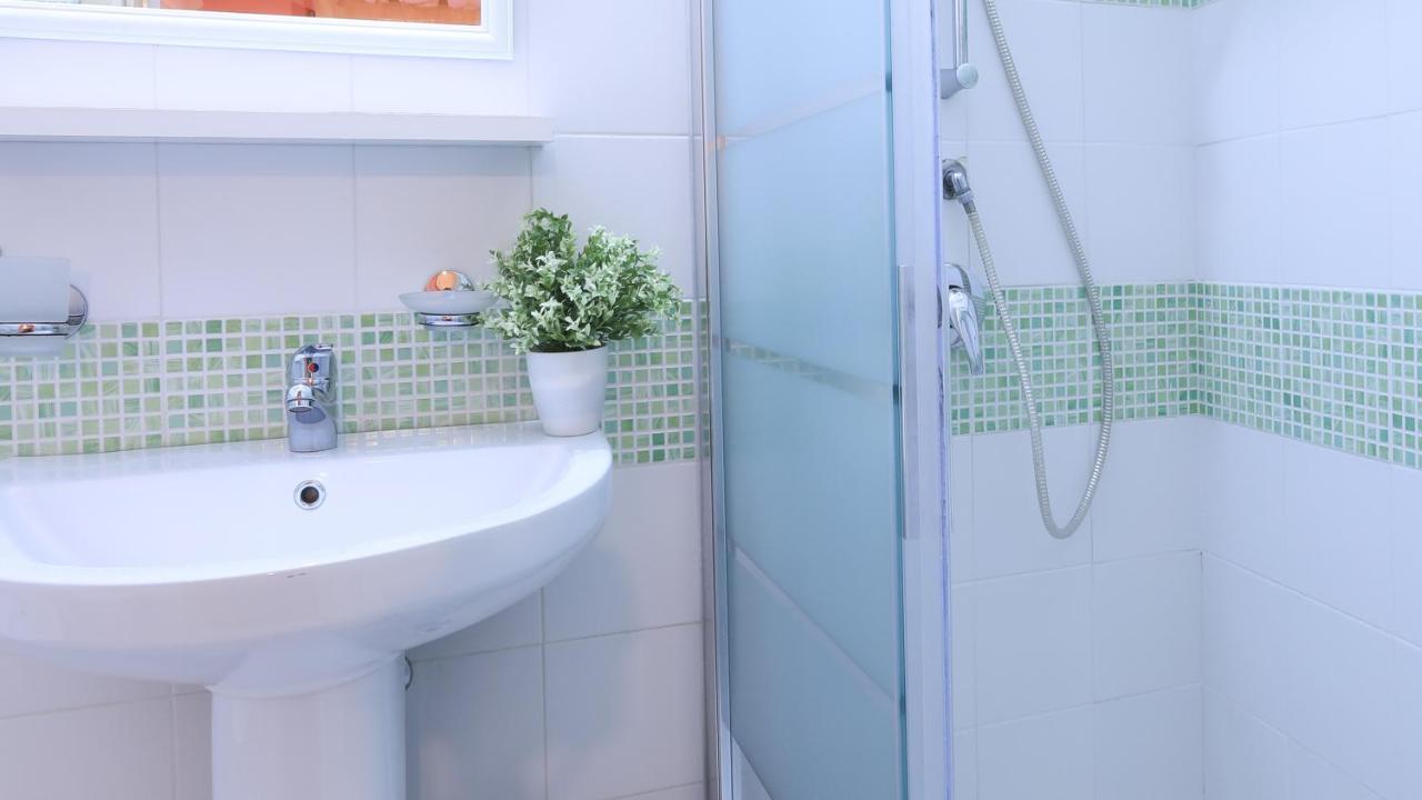 Welcomely - S'Apposentu Hotel Боза Екстериор снимка