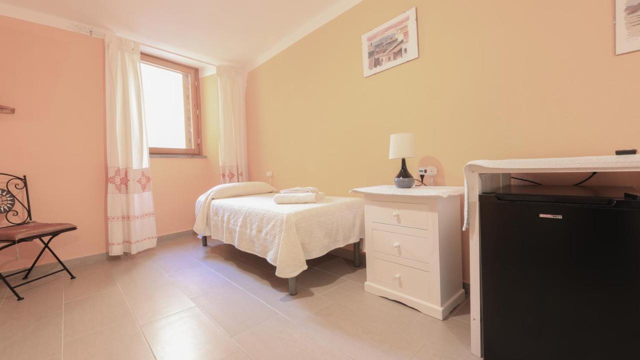 Welcomely - S'Apposentu Hotel Боза Екстериор снимка