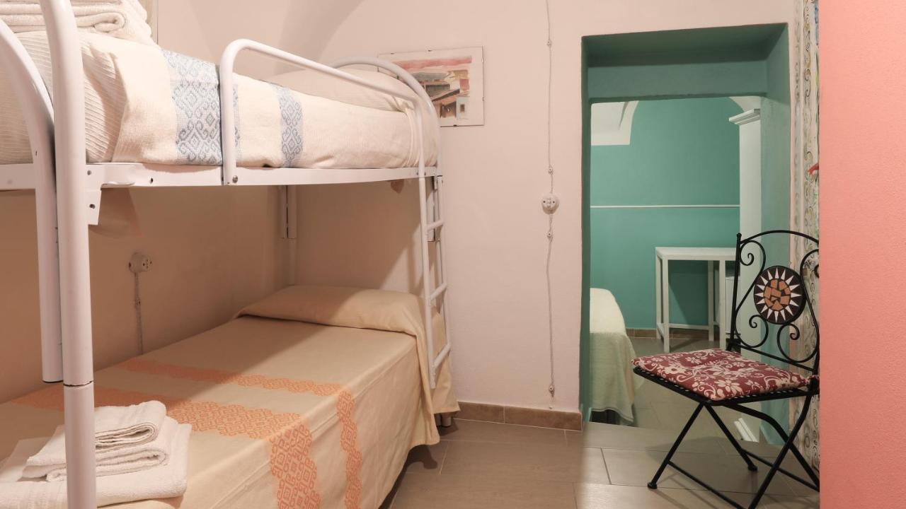 Welcomely - S'Apposentu Hotel Боза Екстериор снимка