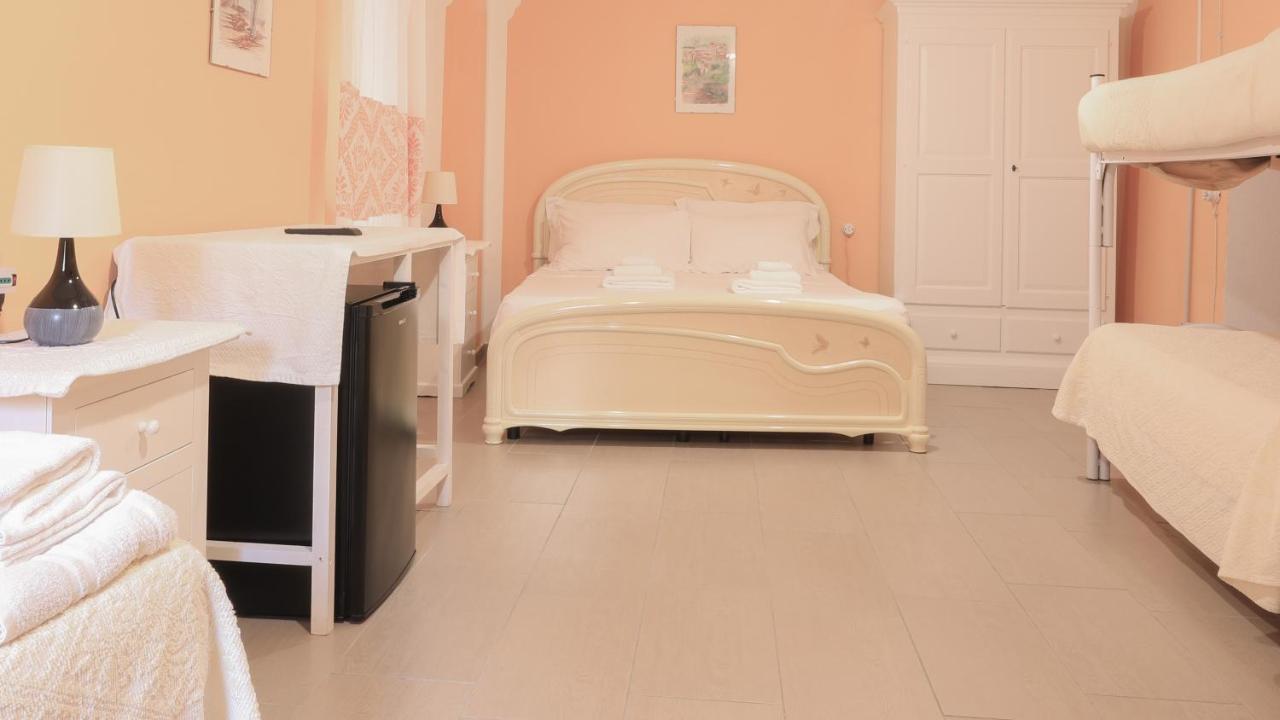 Welcomely - S'Apposentu Hotel Боза Екстериор снимка