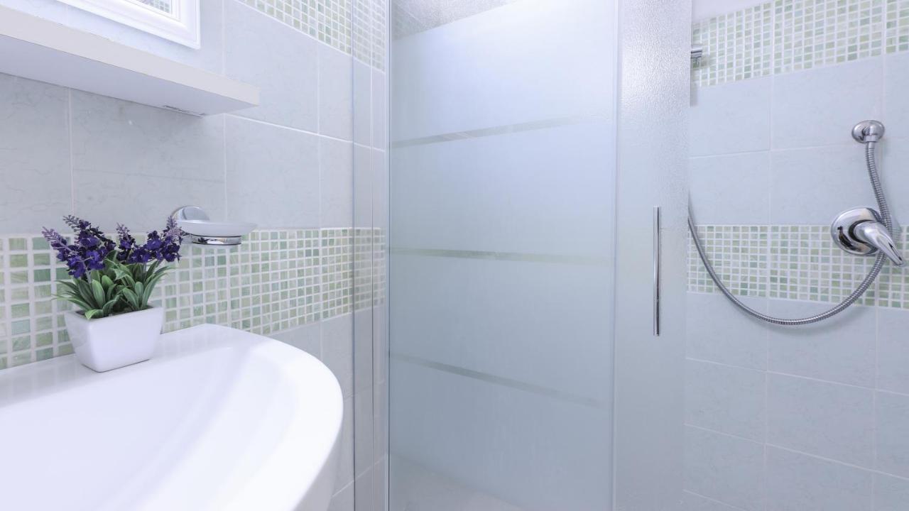 Welcomely - S'Apposentu Hotel Боза Екстериор снимка