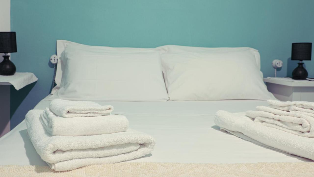 Welcomely - S'Apposentu Hotel Боза Екстериор снимка