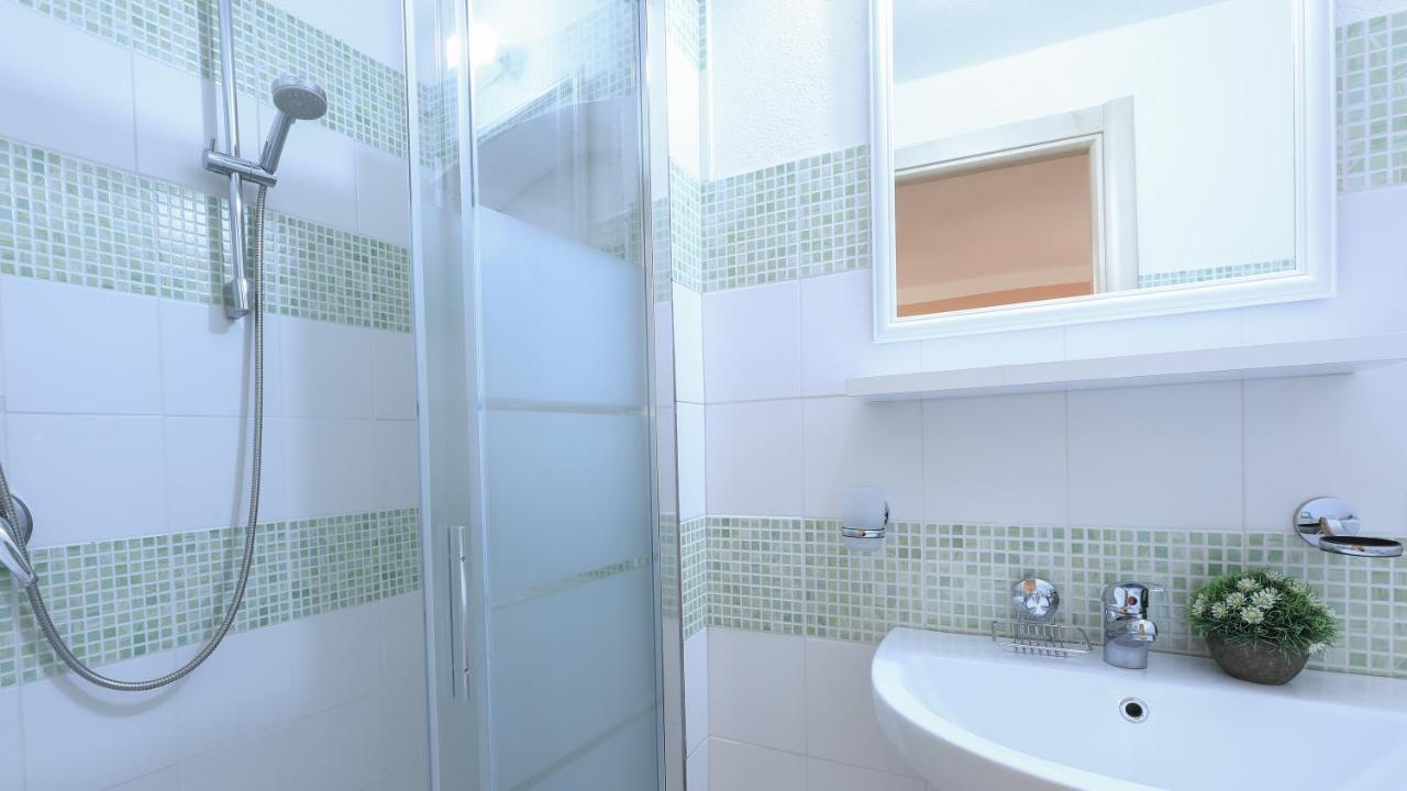 Welcomely - S'Apposentu Hotel Боза Екстериор снимка