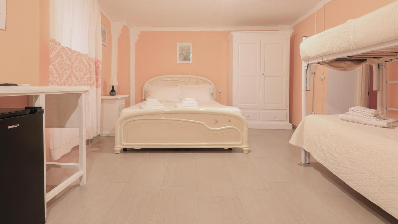 Welcomely - S'Apposentu Hotel Боза Екстериор снимка