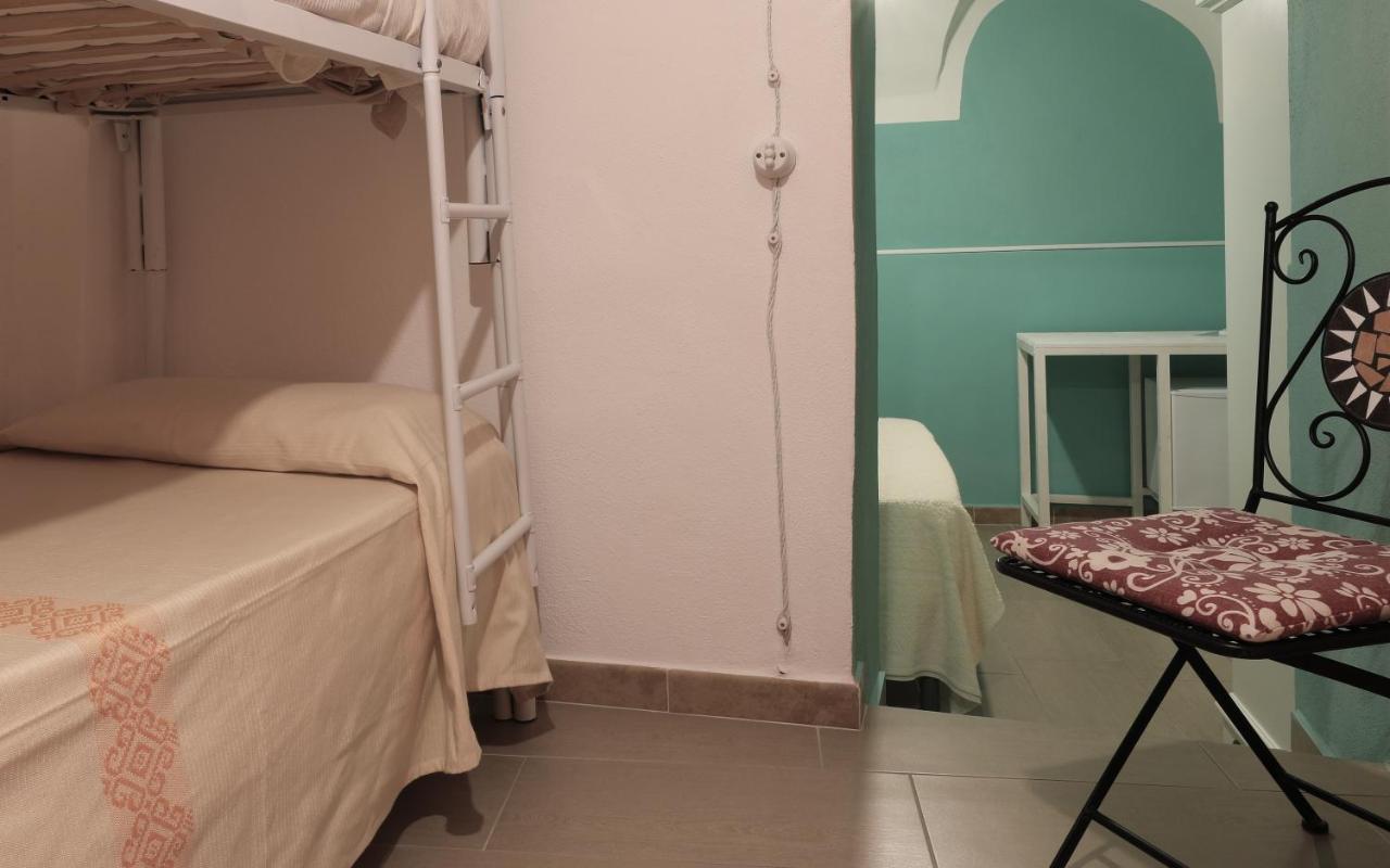 Welcomely - S'Apposentu Hotel Боза Екстериор снимка